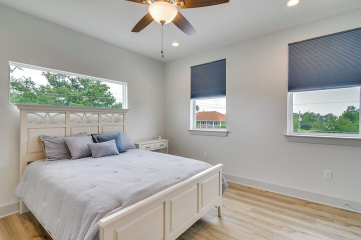 Modern Waveland Home w / Deck - Walk to the Beach!