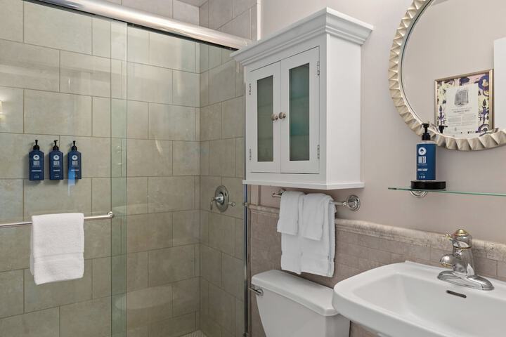 WorldMark Seattle - The Camlin