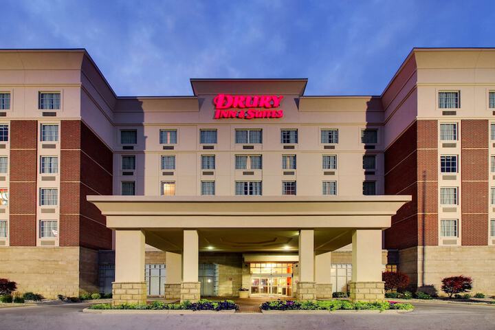 Hotel 4 of 90