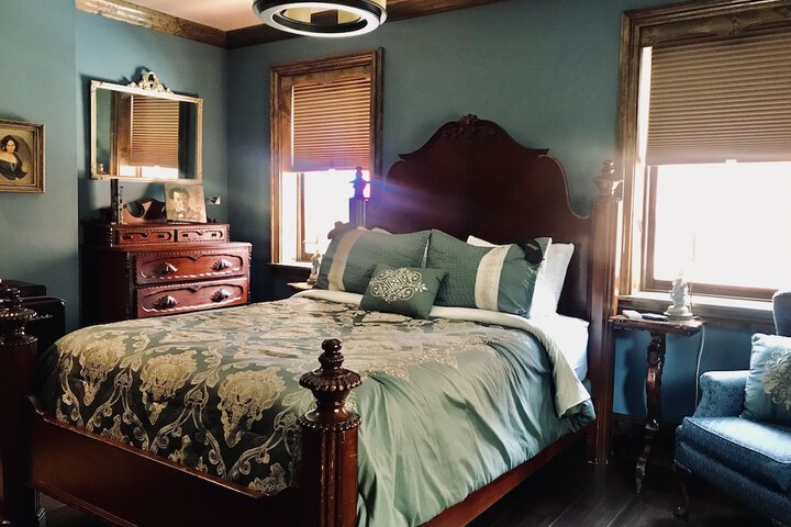 Room 57 of 95
