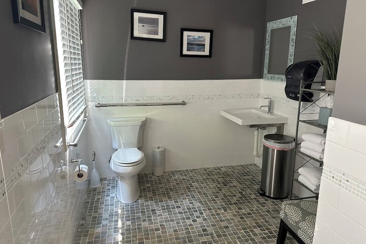 Seaglass Inn & Spa
