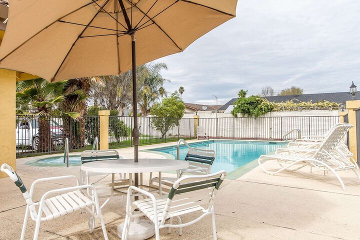 Pool 5 of 47
