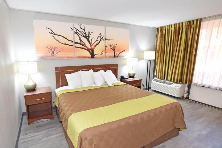 Room 17 of 21