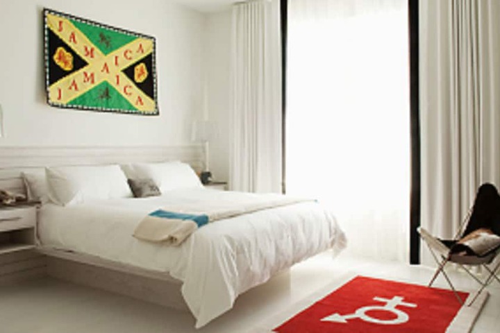 Room 42 of 85