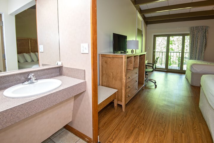 Room 21 of 57