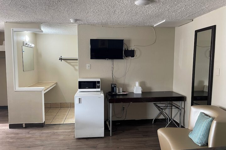 Safari Motel