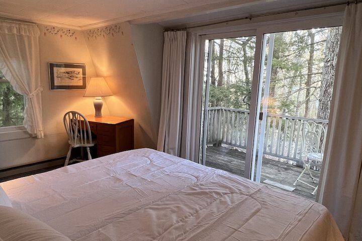 High Tide Inn