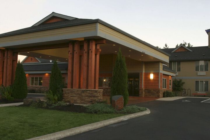 Best Western Snowcap Lodge