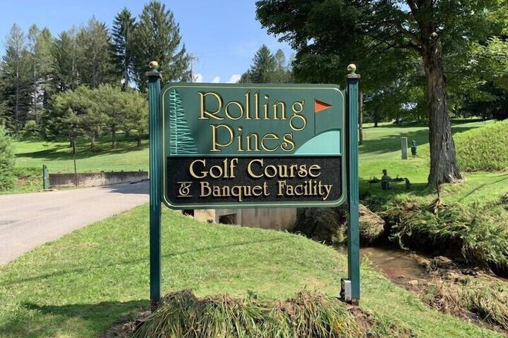 Rolling Pines Golf & Banquet Facility