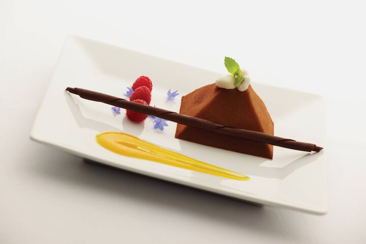 Dining 52 of 65