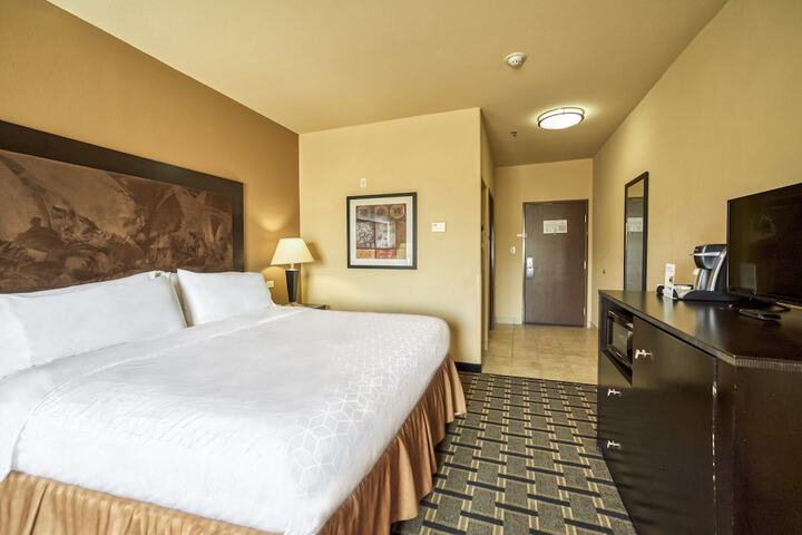Room 34 of 52
