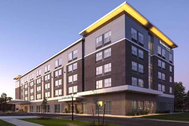 Hotel 3 of 60