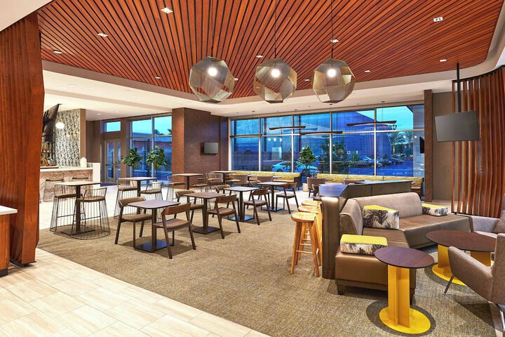 Hotel Interior 11 of 41