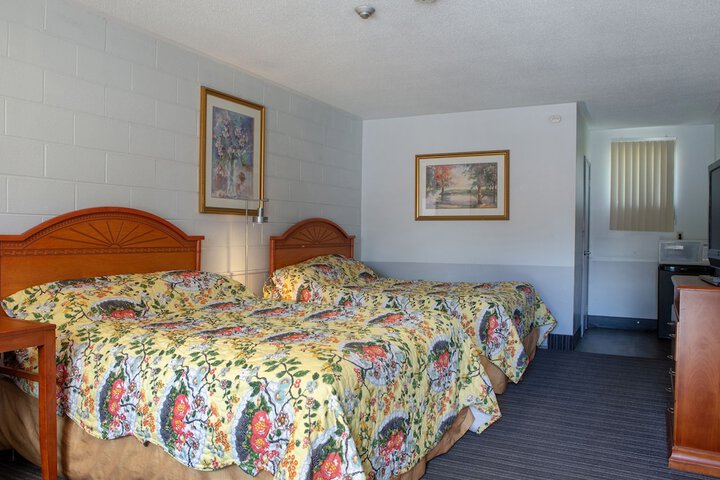 Room 32 of 52