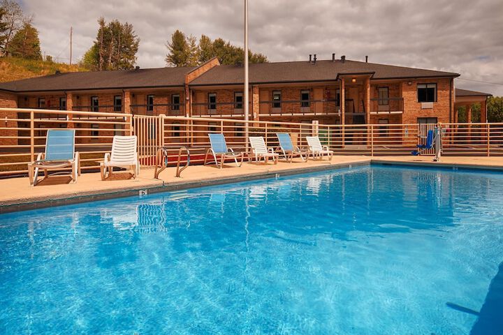 Pool 3 of 19