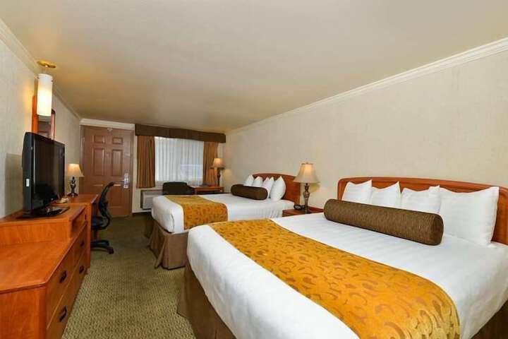 Room 18 of 31
