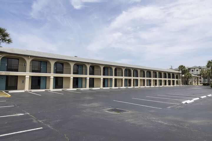 Ocean Breeze Inn