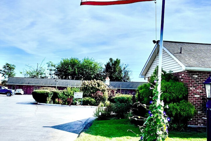 Weathervane Motor Court