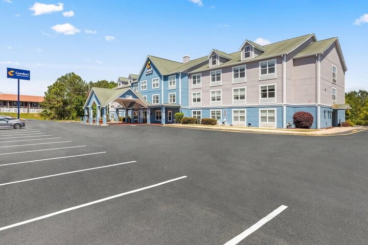 Comfort Inn & Suites Rome South