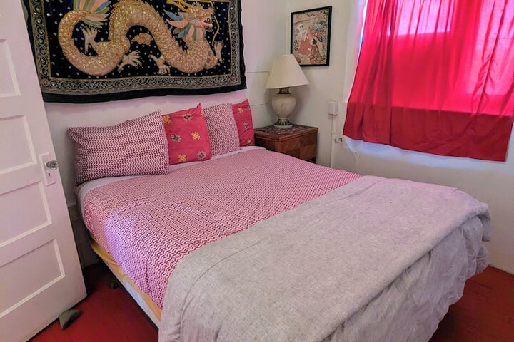 Room 73 of 286