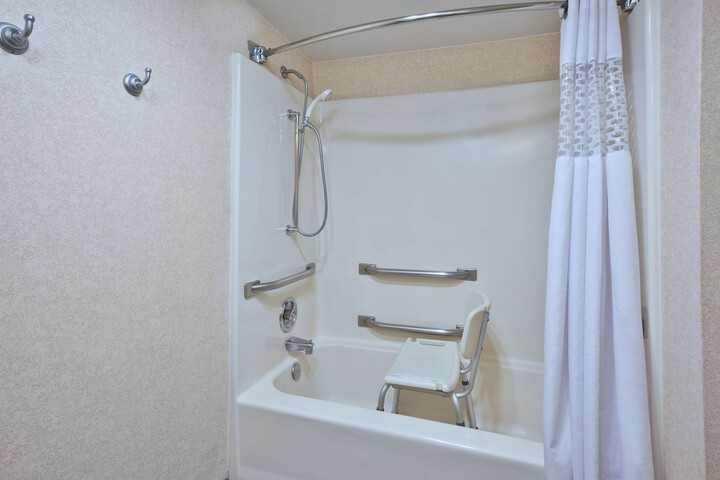 Room 12 of 29
