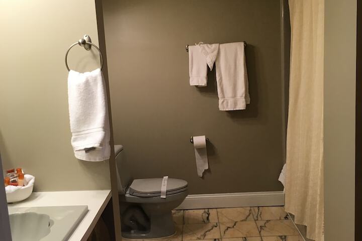 Room 28 of 55
