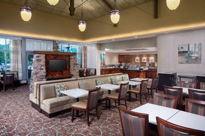 Hotel Interior 7 of 40