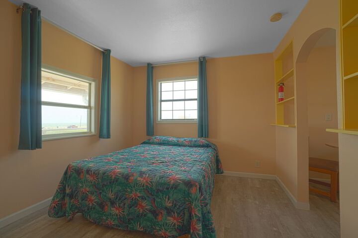 Room 49 of 96