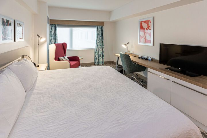 Room 21 of 41