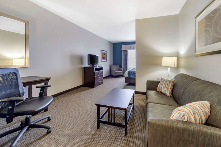 Room 8 of 26