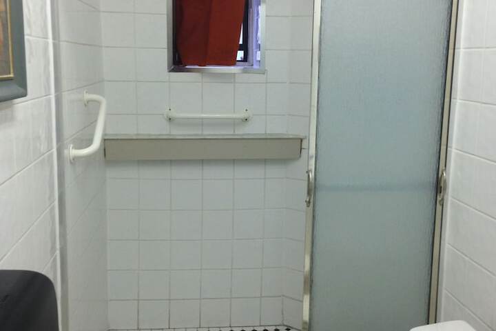 Room 25 of 71