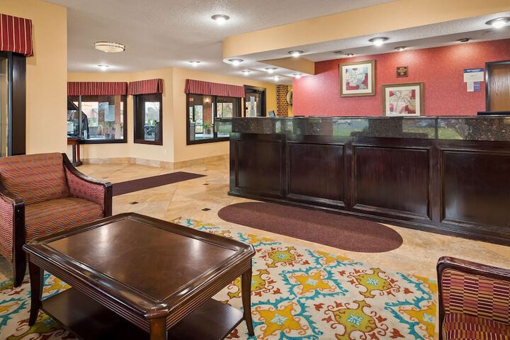 Hotel Interior 6 of 21