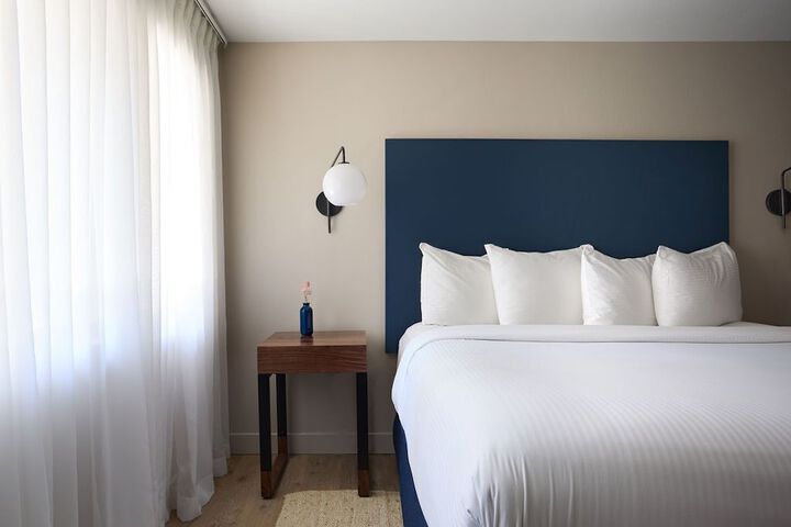 Room 60 of 108
