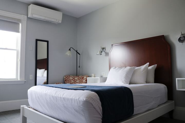 Emerson Inn
