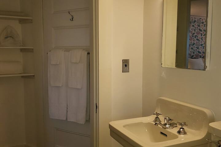 Room 79 of 91