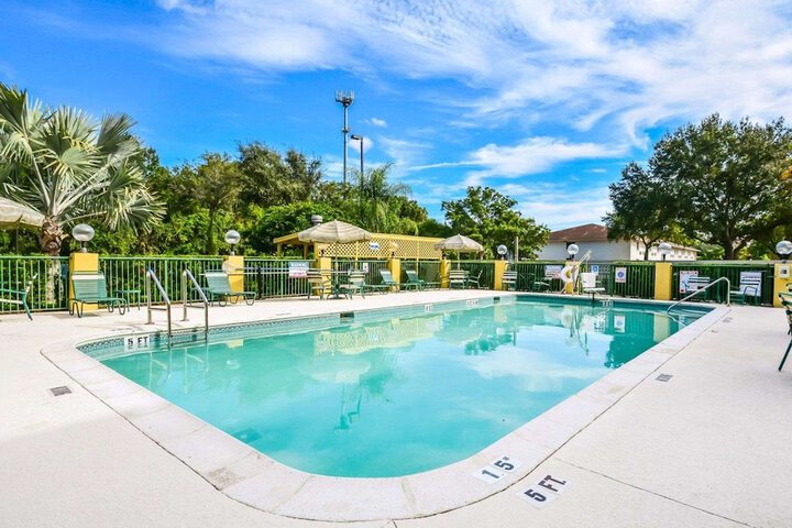 Pool 6 of 61
