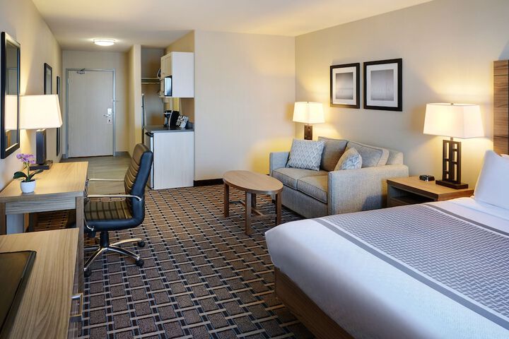 Room 19 of 29