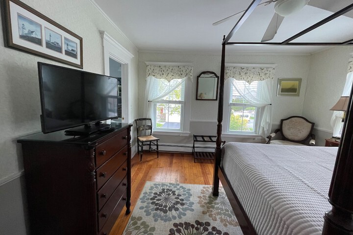 Room 35 of 75