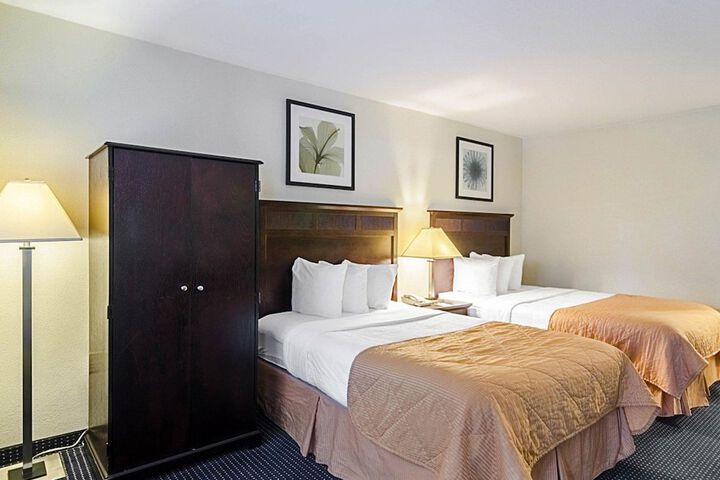 Room 5 of 29