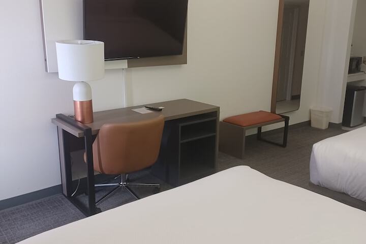 Room 17 of 43