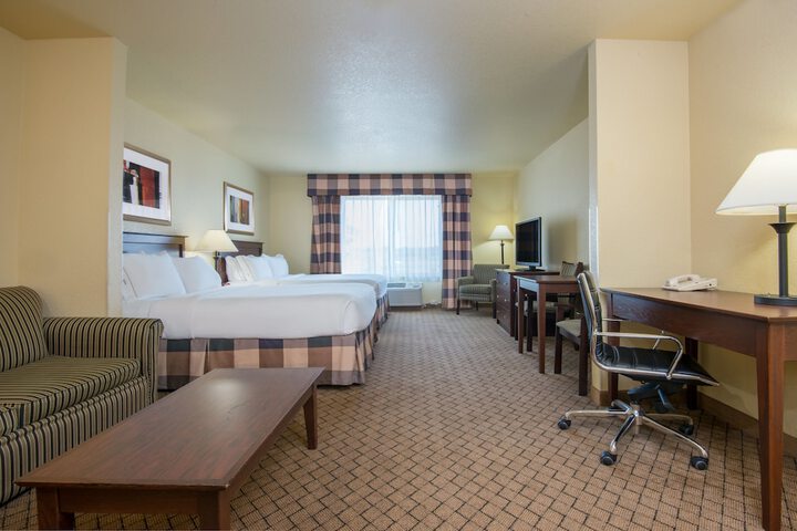 Room 16 of 30