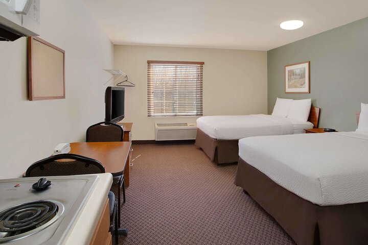 Room 12 of 23