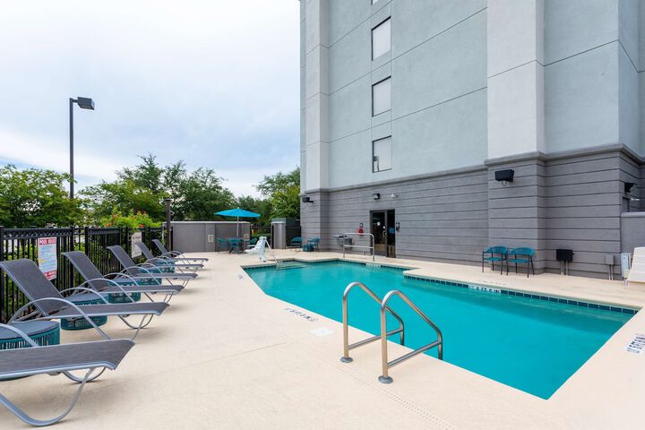 Pool 5 of 43
