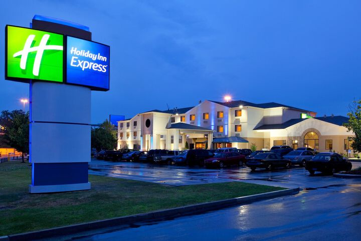 Hotel 2 of 56
