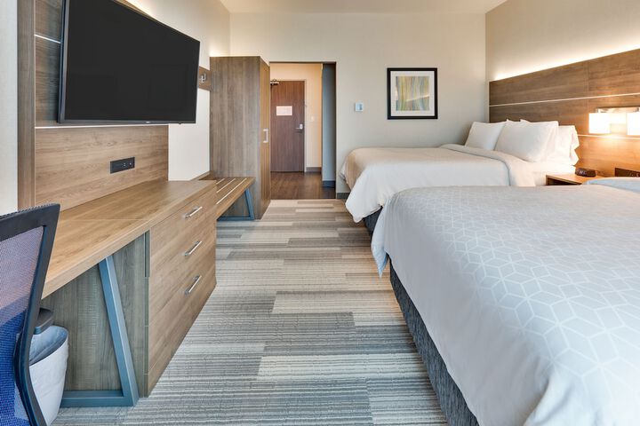 Room 16 of 30