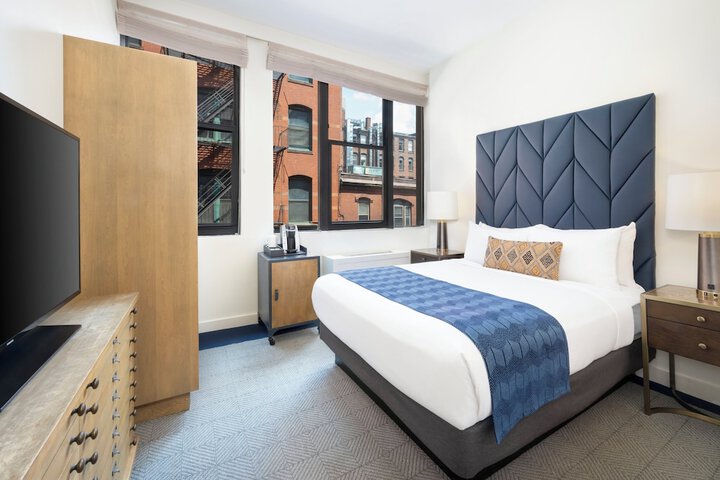 Room 43 of 79