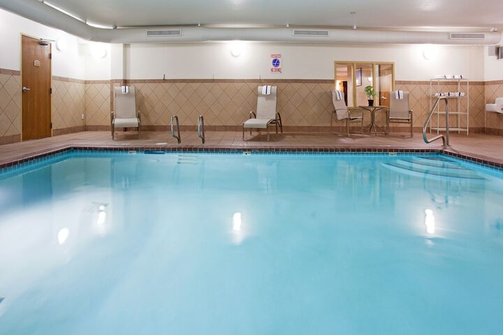 Holiday Inn Express & Suites Sandy - South Salt Lake City by IHG