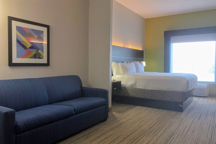 Room 14 of 31