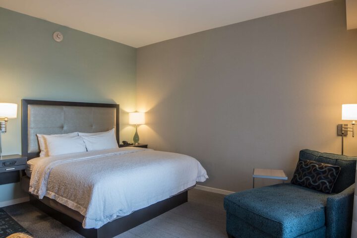Room 44 of 64