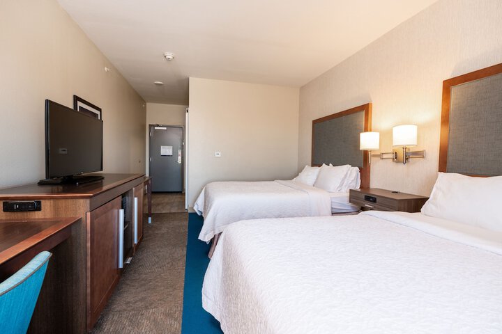 Room 19 of 28